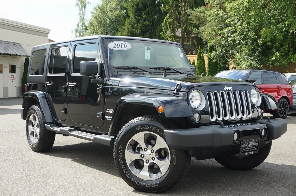 Pre-Owned 2016 Jeep Wrangler Unlimited Sahara 4D Sport Utility in ...