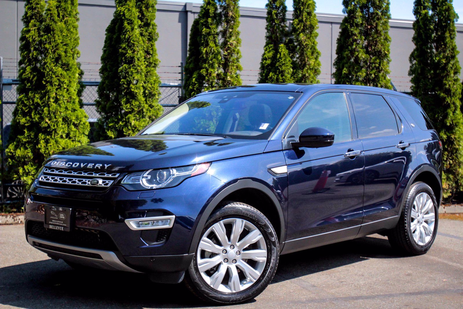 pre-owned-2017-land-rover-discovery-sport-hse-luxury-sport-utility-in