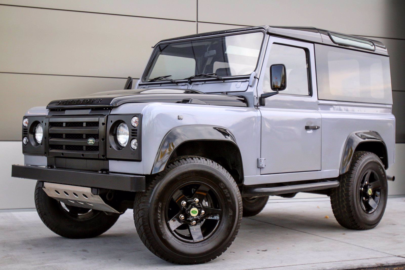 Land rover defender d90